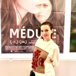 Roxane Mesquida Instagram - Merci @festfilmlrsy We had a blast! @meduse_film sort au cinéma le 26 octobre! @arnaudvalois #sophielevy @franckannese @waynapitch @lyoncaen