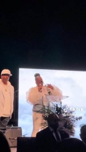 Roxanne Shanté Instagram - When your life and memories can make people laugh on a day when they just wanted to cry. That’s just another day Being Roxanne Shante RIP Mister Cee