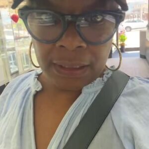 Roxanne Shanté Instagram - Had to take my Lady to get fixed her broken leg was killing me @boris_and_twins thank you for urgent care 😀😀