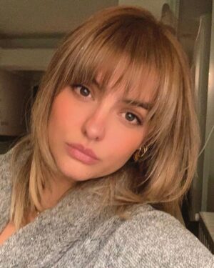 Roya Teymourian Instagram - گاه احساس آدمی فراتر از کلمات است.
تولدت مبارک دخترم.