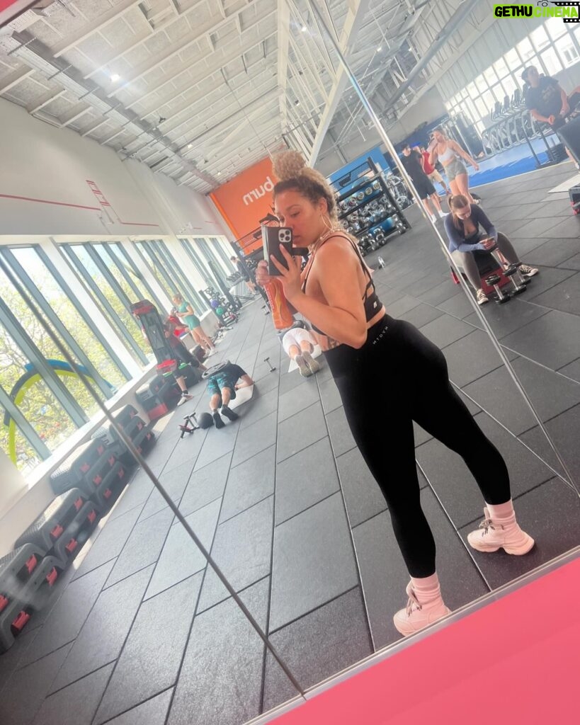 Ruby Barker Instagram - Life Is Toff #thegymgroup