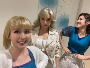 Ruka Matsuda Instagram - ミーンガールズ、東京公演は折り返しらしい！
本当あっちゅう間🥹🥹

半分きてようやく自撮りする余裕なんかも出てきたり…！
すこし余裕が出た分、作品のアップデートにも注力するぞ！オーーー！