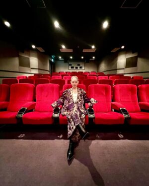 Ruka Matsuda Instagram - 映画『レディ加賀』全国公開中です！
映画公開に伴って取材をして頂いた記事がたくさんあがっています◎
裏話も盛りだくさんです、ぜひご覧ください！

取材&都内先行舞台挨拶時の衣装です！
ジャケット、パンツ  @shiroma_official
リング　@cujacu
ネックレス　@blueta1handmade
ピアス　@petit_ami34
.
#レディ加賀 #加賀温泉