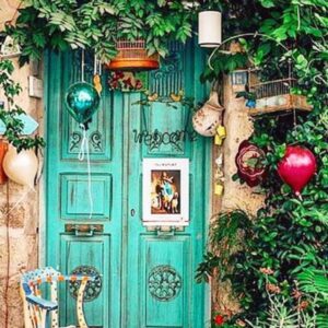 Ruken Demirer Instagram - Fotoğraflarla renkli bir #Alaçatı turuna çıkalım  şimdi de|| Let's go on a colorful Alaçatı tour with photos ☀️💙🎈