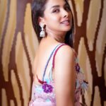 Runa Khan Instagram - 🌸🌸🌸 #runakhan @dustcoat_blouz @taqwausa