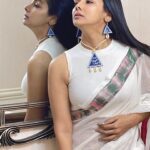 Runa Khan Instagram - “এত প্রশ্ন কেনো ?” গহনা @chondroshekhor.20 শাড়ী - @jenet 📸- @mruba_2023 #runakhan
