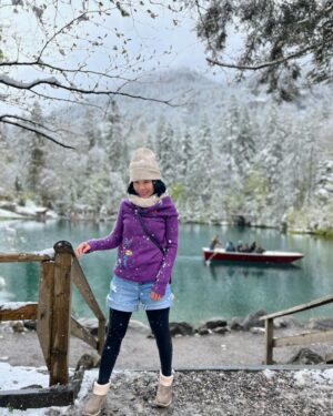 Rungrawan Tonahongsa Instagram - มากี่ครั้งก็ยังตกหลุมรัก❤️🇨🇭 #Blausee Kandersteg Switzerland #switzerland🇨🇭 2024
