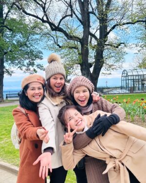 Rungrawan Tonahongsa Instagram - ข้ามมาโพสงามๆที่ฝรั่งเศสแปป😆 #france 🇫🇷 #4พี่น้องท่องยุโรป2024