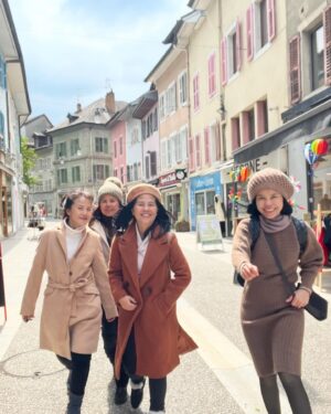 Rungrawan Tonahongsa Instagram - ข้ามมาโพสงามๆที่ฝรั่งเศสแปป😆 #france 🇫🇷 #4พี่น้องท่องยุโรป2024