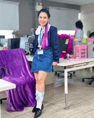 Rungrawan Tonahongsa Instagram - สีสันวันทำงาน😆 จริงๆชื่อแตงอ่อนแต่ชอบเรียกตัวเองว่าแทยอนค่ะ😂 #ออฟฟิศนี้มีลุ้น #ไทยรัฐTV