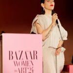 Ruth Lorenzo Instagram - Qué noche tan bella y tan especial abrazada por la magia del @museothyssen 🤍 Gracias @harpersbazaares por esta primera cita para celebrar la magnitud de la mujer en el mundo del arte🤍 #WomenInArt2024 💗✨ @rafapontessss Vestido @isseymiyakeofficial Bolso y joyas @bvlgari Zapatos @aquazzura Hair & makeup @pedrocedeno1
