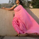Rutuja Bagwe Instagram – 💕💕

saree @bahurupa_ 
blouse @liiyanna_designs 
p.c @ashayrtulalwar 
MUA @riyapanchal.makeupartist 
jewellery @candies_collection 

#saree #sareelove #pink #sunset #rutujabagwe