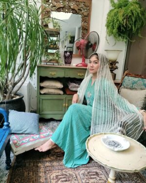 Ruzana Ibrahim Instagram - Bismillahimasyaallah. 

Found something to match with my ocean & sky. Everything vintage (almost) in honor of nenek & mama. Al fatihah 🩵