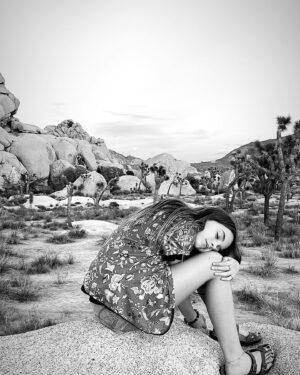 Ryan Kiera Armstrong Instagram - Cali fall 🧡#joshuatree