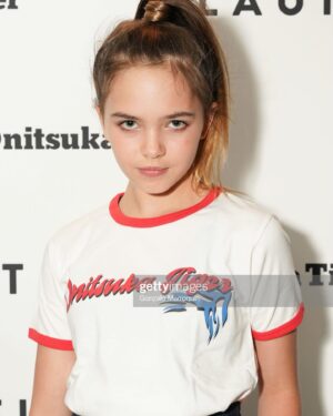 Ryan Kiera Armstrong Instagram - Thank you for the invite!! Amazing night at @onitsukatigerofficial #beverlyhills 🧡🧡🧡 FLAUNT & Onitsuka Tiger’s Spring Fling Event for the year of the Tiger. Check out his amazing BRAND!!! 🔥🔥🔥 CAN’T WAIT to work with @flauntmagazine