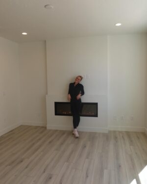 Rylee Arnold Instagram - OFFICIALLY A HOME OWNER✨🏡❤️‍🔥 feeling so so grateful 🥹