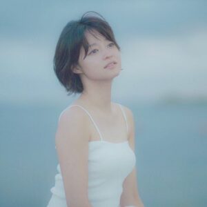 Ryoko Kobayashi Instagram - .
え、
気づけばもう8月も後半戦なの？
2023年の夏、早すぎない？
時空が歪んでる

@0_20yo 
@millimeter_mm__