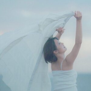 Ryoko Kobayashi Instagram - .
え、
気づけばもう8月も後半戦なの？
2023年の夏、早すぎない？
時空が歪んでる

@0_20yo 
@millimeter_mm__