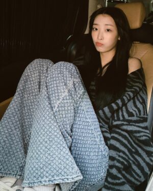 Ryu Da-in Instagram - 류금쪽✌🏻