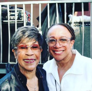 S. Epatha Merkerson Instagram - Had fun talking and laughing with the one and only #BettyeLaVette and #GaryBergeson tonight 7pmEST www.jazzvariations.com