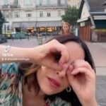 Sıla Şahin Instagram - Schönen Abend 😅 was diese TikTok ya .. 🤣 blicke da noch nicht so richtig durch .. aber gut habe es mal versucht für euch .. danke für deinen Support @sarahhochmayer 😍🤣 #tiktokdance