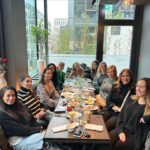 Sıla Şahin Instagram - Happy Sunday ! with the girls #gossip #goodvibes #friends @kpmhotel