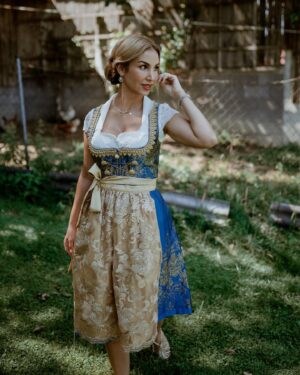 Sıla Şahin Instagram - 💙 Happy Monday #tracht #oktoberfest #wiesn