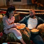 Sıla Şahin Instagram - Das sieht doch nach dem perfekten Feierabend aus oder? #awz #alleswaszählt #filippavlovic #sılaşahin Foto: RTL / Julia Feldhagen