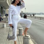 Saadet Işıl Aksoy Instagram - Bir tatlı huzur almaya geldik Selanik’te.. 😉❤️💃🏻