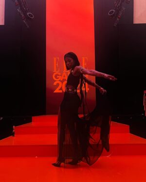 Sabina Ddumba Instagram - ELLEGALAN2024 🖤

Always a pleasure and an honor wearing my big sister’s design! @zelamfezzahaye