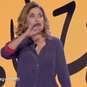 Sabina Guzzanti Instagram - Questa mi ero scordata di pubblicarla veniva prima di quella dopo