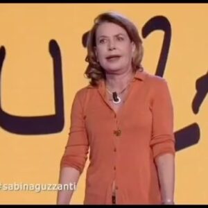 Sabina Guzzanti Instagram - Buongiorno il monologo intero è su YouTube #repubblicaSonnambula💤