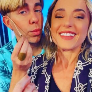 Sabrina Carballo Instagram - @100metroscuadrados “el Inconveniente”😜 en @100argentinosdicen 💃💃!!
————————————————
Look : @prussia_moda 👑