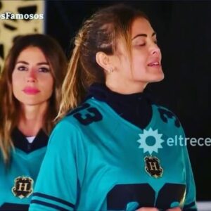 Sabrina Carballo Instagram - Q.E.P.D SIL😔…. Que tu alma se eleve🙏q pdas reencontrarte con los q amas… y aunq fue cortito ntro encuentro agradecerte esa luz q tenias..como te dije tenias LUZ eras alguien especial Te lo dije!!me caes muy  bien y no se por q 🤷🏼‍♀️x q no te conozco!!
Luchaste como lo q eras UNA GUERRERA!!..se q solo deseaba tener paz ,estar bien de salud…y volver a tu vida😔😔😔la bronca y el dolor q me da q no hayas llegado …
Ahora, sólo queda pedir que el responsable”ASESINOOOO”PAGUE!! ... porque hasta ahora no ocurrió!
Yo tmb espero verte en la Final..cdo Dios lo disponga!❤️🙌
Solo querías vivir!! 😔
Abrazo para su hermano Ezequiel😔🙏y para sus seres queridos!!
Y x FAVORRR🙏🙏🙏🙏🙏
#justiciaporsilvinaluna 
❤️❤️❤️❤️❤️❤️❤️❤️❤️