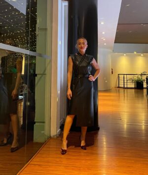 Sabrina Carballo Instagram - Cena solidaria ASAC 🙌
@asac_ins 

St @panni_margot 🖤
Pelo @mbsalonok ❤️
Shoes @deattar 
Ph @nicolasmaiques 😜