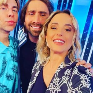 Sabrina Carballo Instagram - @100metroscuadrados “el Inconveniente”😜 en @100argentinosdicen 💃💃!!
————————————————
Look : @prussia_moda 👑