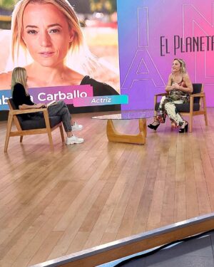 Sabrina Carballo Instagram - Gracias @piaslapka x el cariño y la buena onda!!
Sábados 22hs. 
“EL PLANETA URBANO”
Ip.digital 

@_IPNOTICIAS twitter 
@ip_noticias 
#look : @prussia_moda