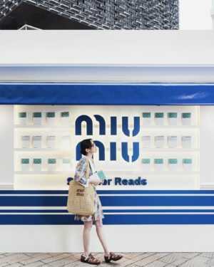 Sabrina Cheung Instagram - hardly describe my excitement when I know about MIU MIU SUMMER READS 🤍 🥹

woman writers and novelists in the 19th century played a significant role in breaking the convention and boundaries of gender, and their works are always inspiring to me. 

I love reading and I love how’s everything BOOKS brought to me. Thank you @miumiu for giving me a lovely morning. 

Today and tomorrow 
11 am-8 pm at Tai Kwun 
📖 seminal copies of Persuasion by Jane Austen and A women by Sibilla Aleramo will be gifted.

#Miumiu
#Miumiusummerreads