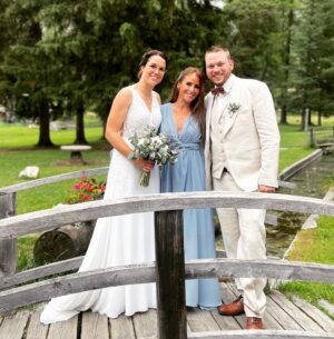 Sabrina Perquis Instagram - #wedding des copains 🥰 , un Mariage 🇨🇭absolument sublime bien différent de ceux que j’ai l’habitude de vivre … dans un cadre incroyable et surtout loin de tout ….! À votre amour mes chéris @maury_emilie @florianpannatier ❤️ #evolène #suisse @myvaldherens