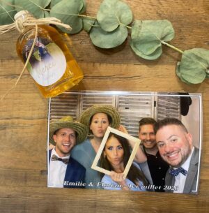 Sabrina Perquis Instagram - #wedding des copains 🥰 , un Mariage 🇨🇭absolument sublime bien différent de ceux que j’ai l’habitude de vivre … dans un cadre incroyable et surtout loin de tout ….! À votre amour mes chéris @maury_emilie @florianpannatier ❤️ #evolène #suisse @myvaldherens