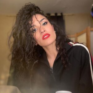 Sabrina Ouazani Instagram - Vendredi