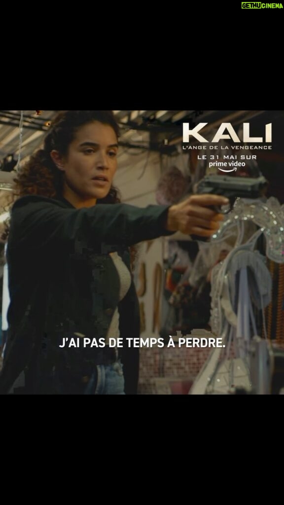 Sabrina Ouazani Instagram - Préparer sa vengeance demande une organisation de... KALIté 😏💥 Retrouvez @SabrinaOuazani dans KALI, LE film d'action du moment réalisé par @JulienSeri. À découvrir le 31 mai sur @primevideofr ! 🚨