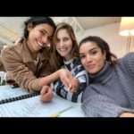 Sabrina Ouazani Instagram - 🚨🚨🚨 On est de retouuuuuuuuur pour une Quatrième saison ! Et cette fois ci ce sera vraiment la dernière donc on compte sur vous ❤️🥳❤️ @netflixfr Ps : 🐠 On est quel mois déjà ? 😏