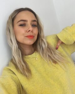 Actress Sacha Parkinson HD Photos and Wallpapers March 2025