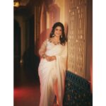 Sadia Ayman Instagram - The color of purity. 🤍✨ It was my red carpet look for the Meril Prothom Alo Award last night. ✨ I always prefer to be simple which made me feel more confident and comfortable. Thanks @saimoonamin_couture for designing this beautiful muslin full sleeve blouse pairing with the white silk saree. Thank you so much @signature.look.by.samia for the look i exactly wanted. Simple, glowy & elegant. ✨
