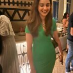 Sadia Khateeb Instagram - Mujhe khud Nahi pata kyun ? 🐸