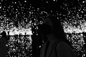 Sadie Soverall Instagram - Stargazing 

Infinity mirrored room - ‘Filled with the brilliance of life’- Yayoi Kusama