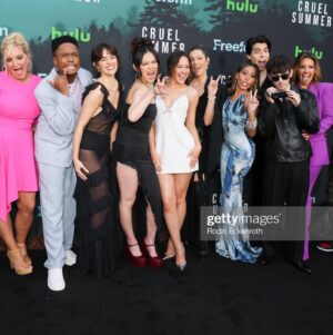 Sadie Stanley Instagram - The MOST amazing night celebrating @cruelsummer season 2. I love these people so so much 💫

Watch on @freeform June 5th, stream next day on @hulu 🫶🏼