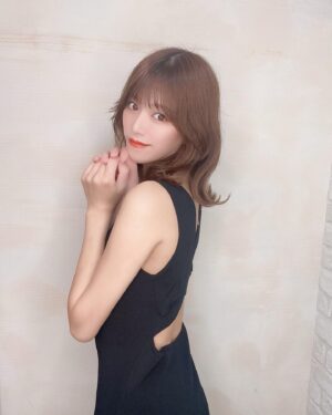 Sae Kanzaki Instagram - どこでも神崎呼びがデフォで、下の名前呼びしてくれるひとが絶滅危惧種になってきた🤔🤔💭

なんで？！😂