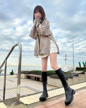 Sae Kanzaki Instagram - 毎日ファビュラス🫶🏻